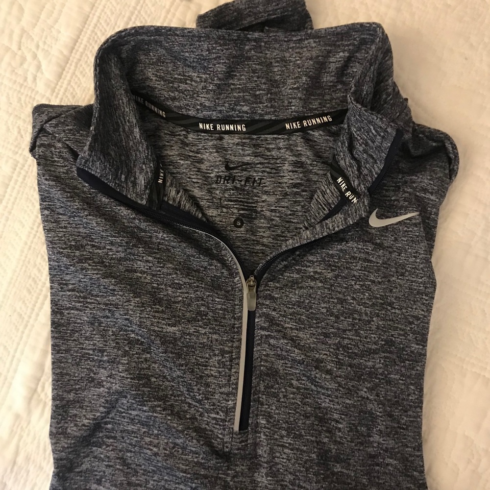 Nike Dri Fit Pullover